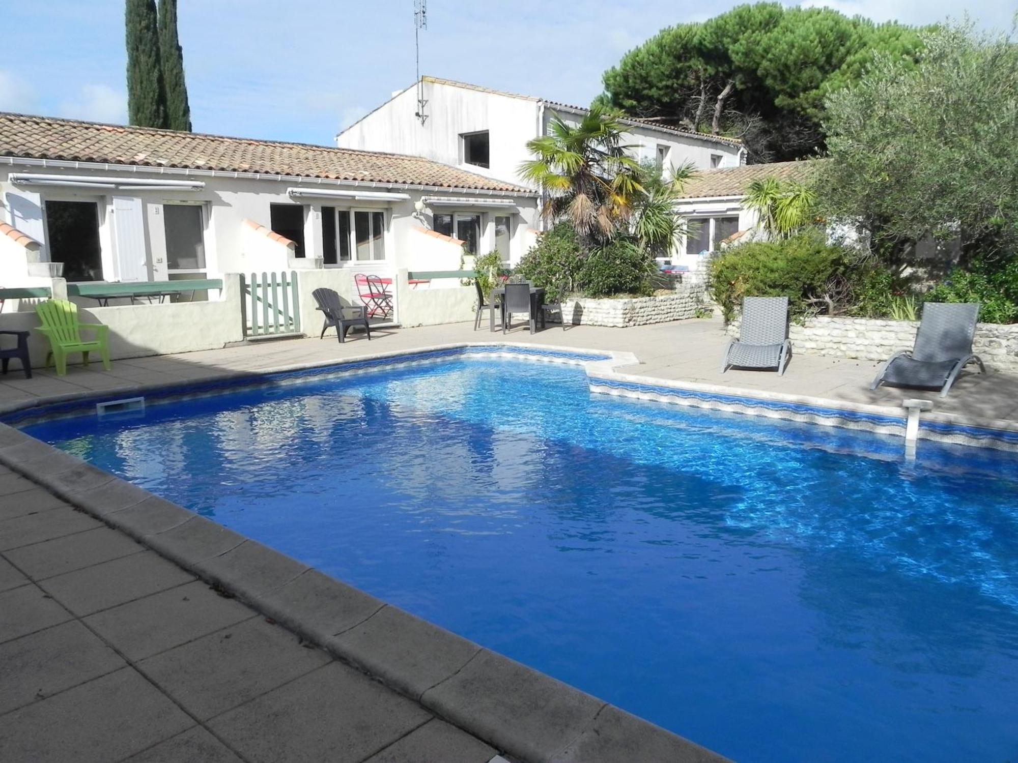 Del Re 7 Dans Avec Piscine Apartment La Flotte